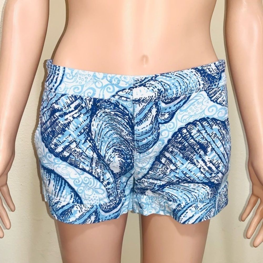 Lilly Pulitzer Women’s Sz 2 Blue Stuffed shells front closure/zip Shorts